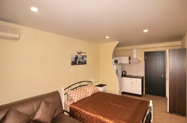 Люкс-студия 2+2