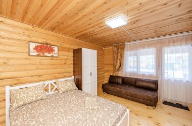 Люкс в срубах 4-х местный улучшенный